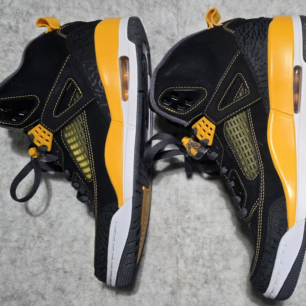 Jordan Spizike Color: "Black University Gold" /Dark Grey/White New SIZE 9 - Picture 7 of 9